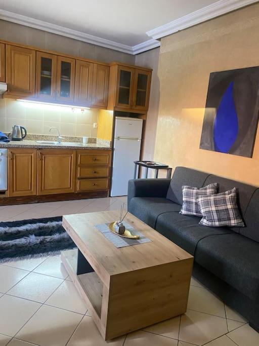 Superbe Appartement A Gueliz Маракеш Екстериор снимка